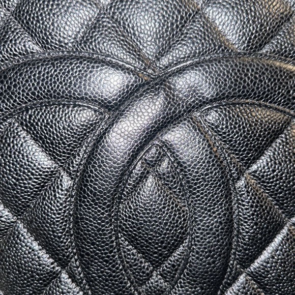 Chanel CC Timeless Medallion Tote - Picture 11 of 13